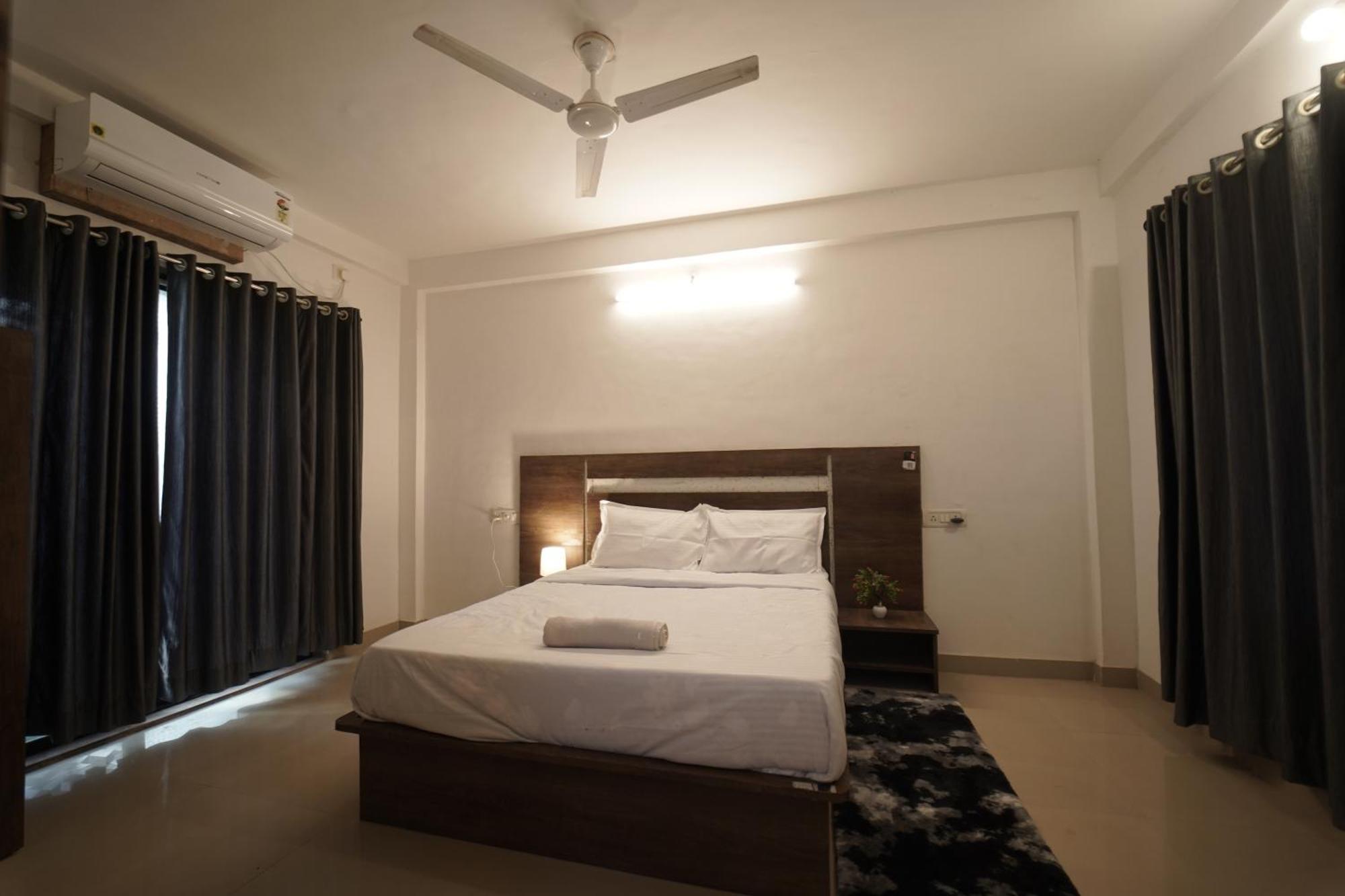 Ananya Villa Ac Luxury Ll 3Bhk Ll Private Villa Ll With Swimming Pool Ll โลนาวาลา ภายนอก รูปภาพ